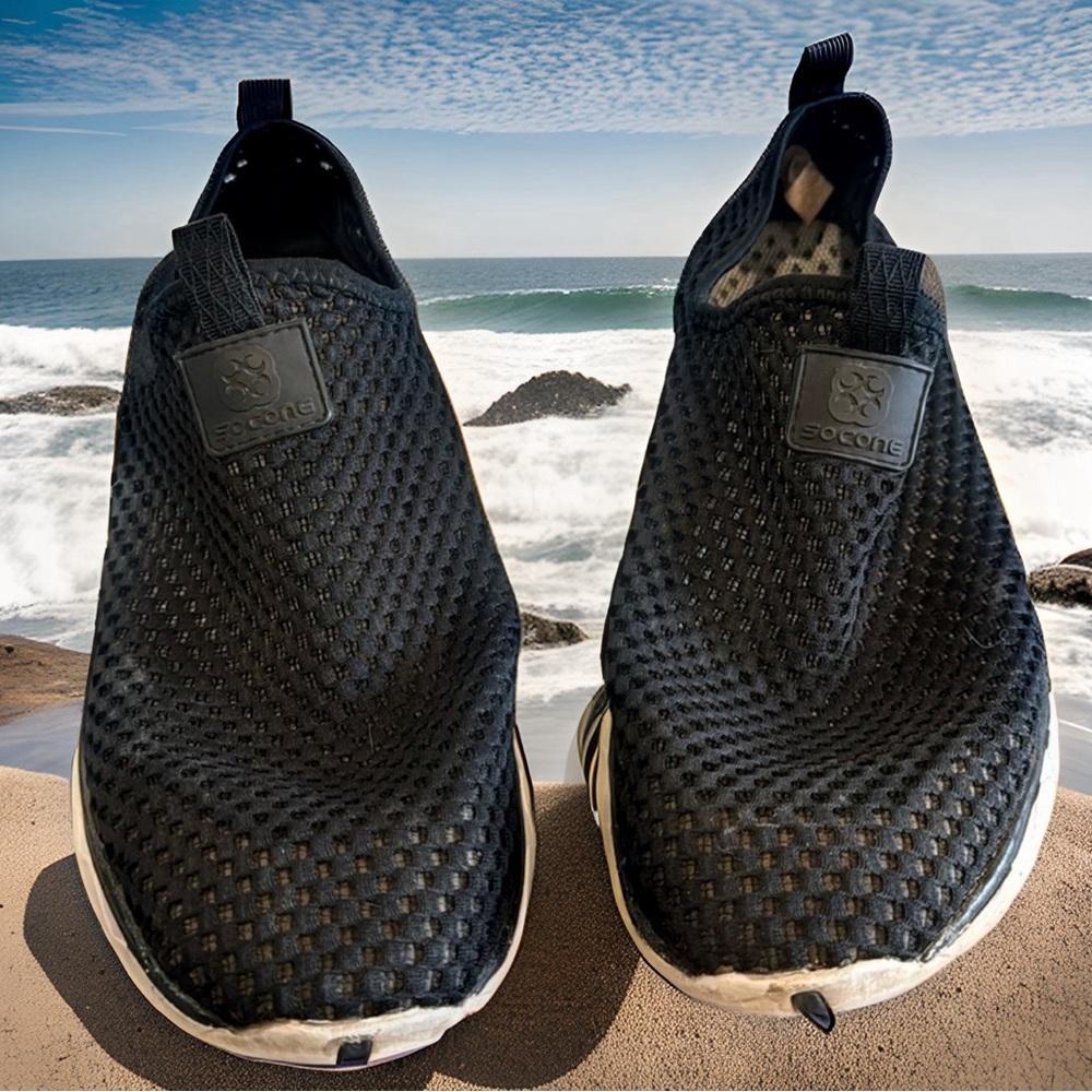 Socone light mesh slip-ons - lightly worn out of a non-smoking home